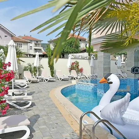 Отель Sirena Palace Family