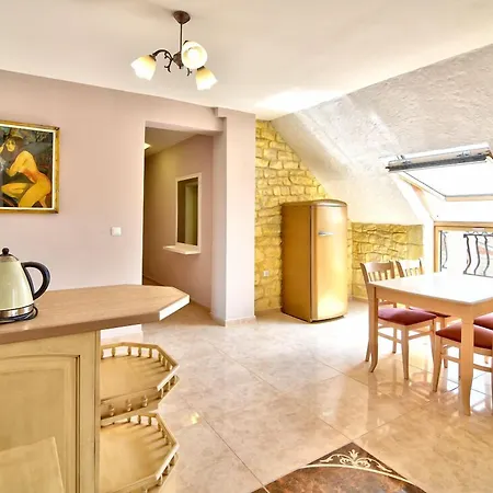 Sirena Palace Family 奥布佐尔