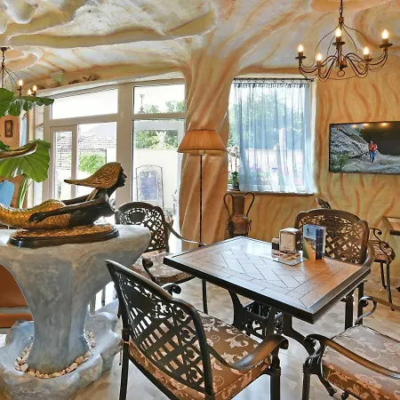 Sirena Palace Family 酒店