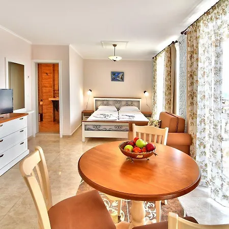 Отель Sirena Palace Family 3*