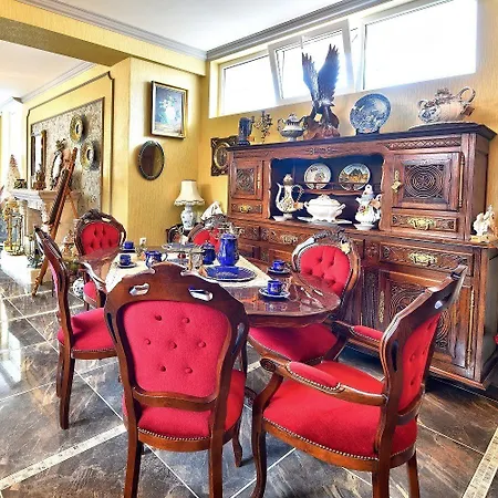 Отель Sirena Palace Family 3*