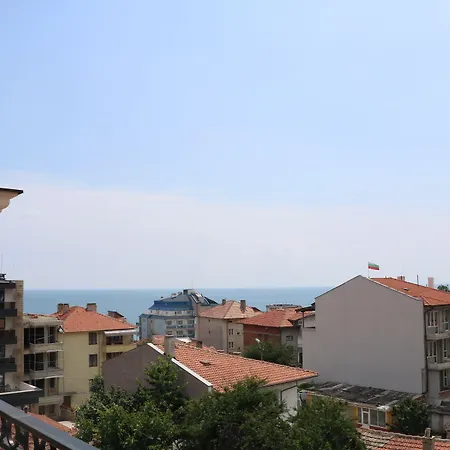 Sirena Palace Family