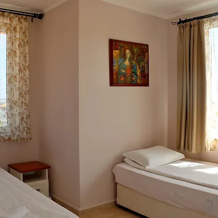 Отель Sirena Palace Family 3*