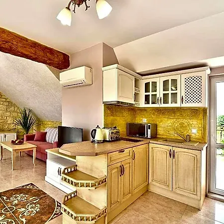 Хотел сирена палас Ceмеен 3*